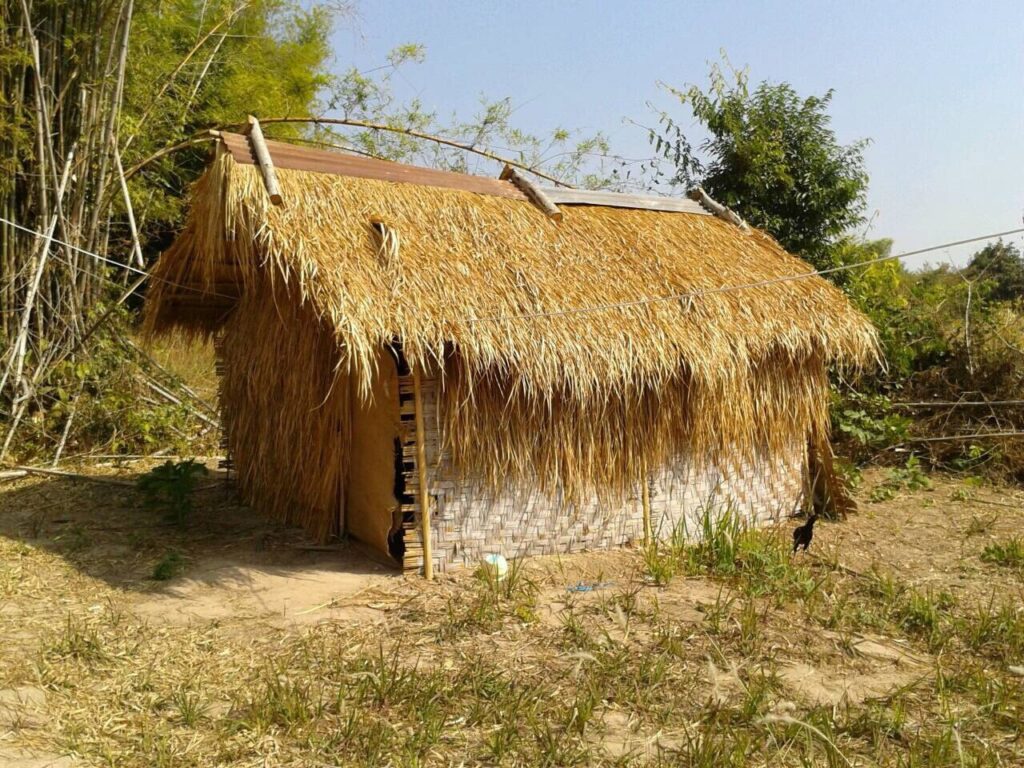 กุฏิหลวงปู่ ปี 57 02